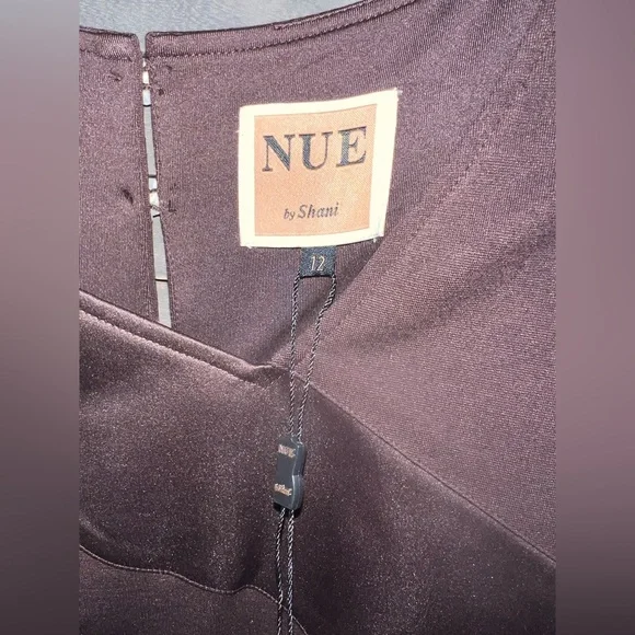 NWT NUE by Shani Black Midi Dress – Sleek Panel Sheath Cocktail Size 12 - Picture 3 of 6